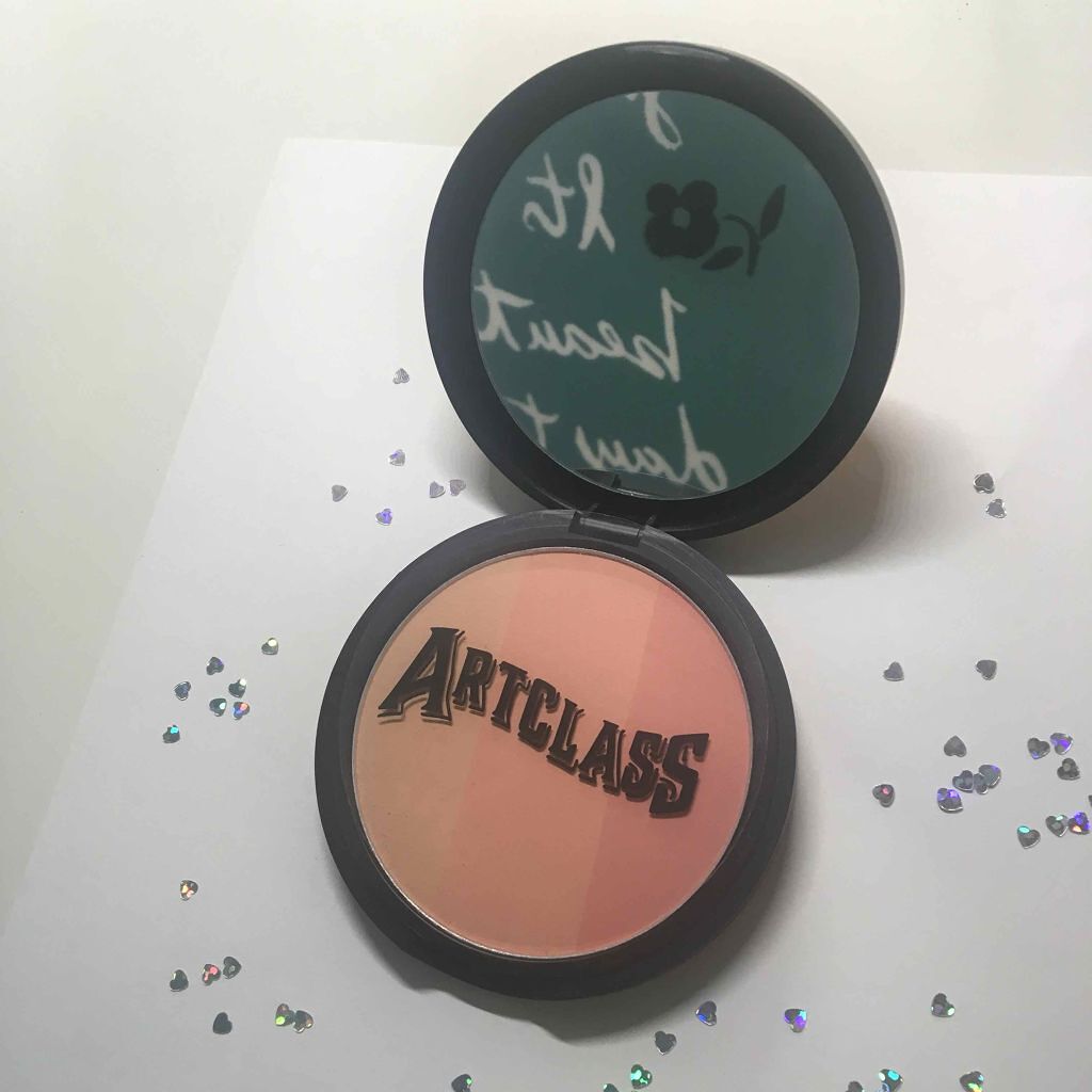 アートクラスバイロダンブラッシャー/too cool for school/パウダーチークを使ったクチコミ(2枚目)