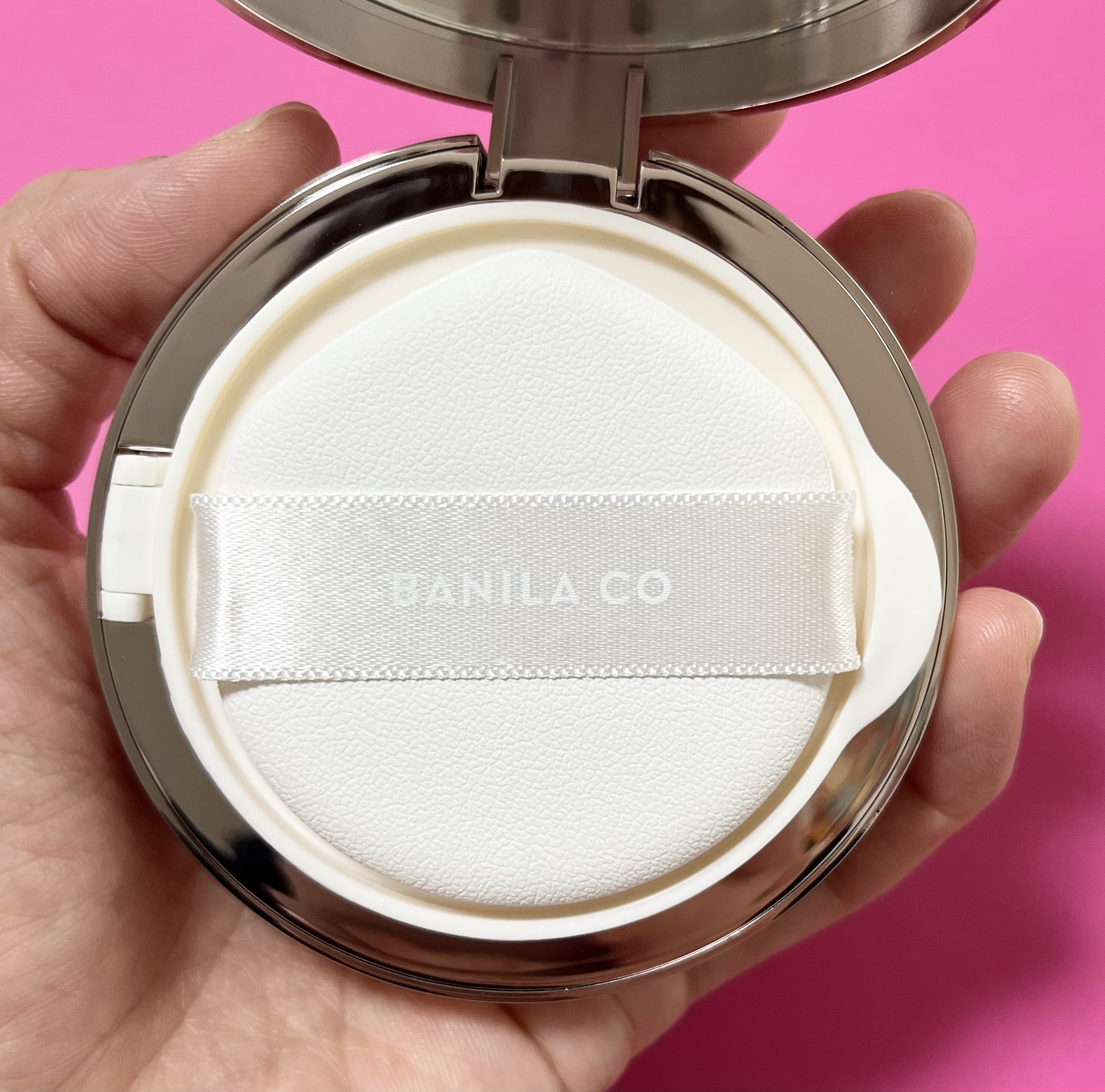 カバーリシャス アルティメット ホワイトクッション モイスチャー 22 ナチュラル/BANILA CO/クッションファンデーションを使ったクチコミ（2枚目）