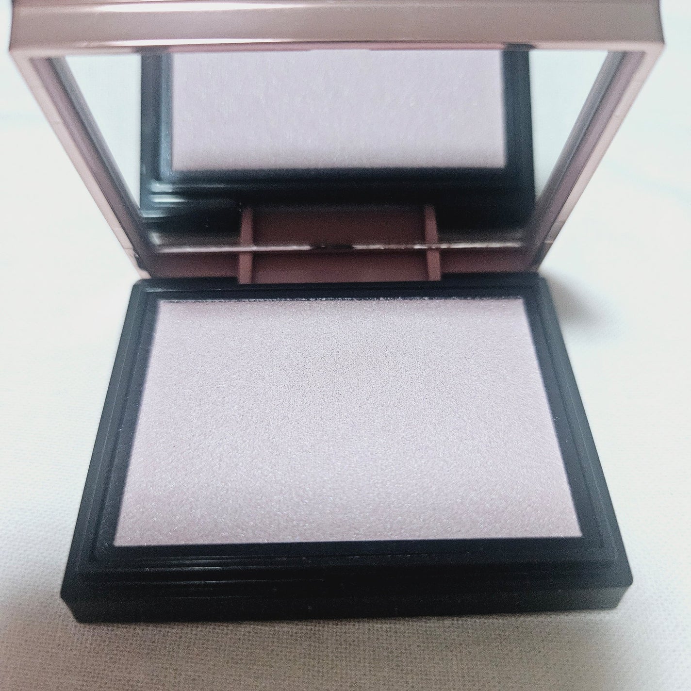 ホリデーコフレ2023〈カームピンク〉/エトヴォス/メイクアップキットを使ったクチコミ(4枚目)