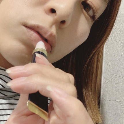 ニベア ロイヤルブルーリップ 濃密美容ケア/ニベア/リップ美容液を使ったクチコミ(2枚目)