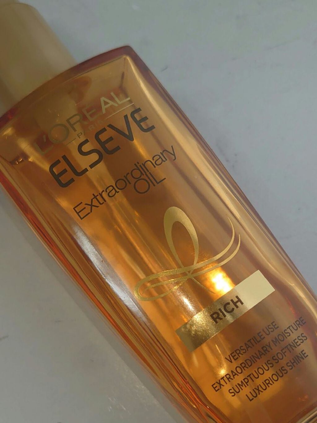 エルセーヴ エクストラオーディナリーオイル エクストラリッチ フィニッシュ/ロレアル パリ/ヘアオイルを使ったクチコミ(1枚目)