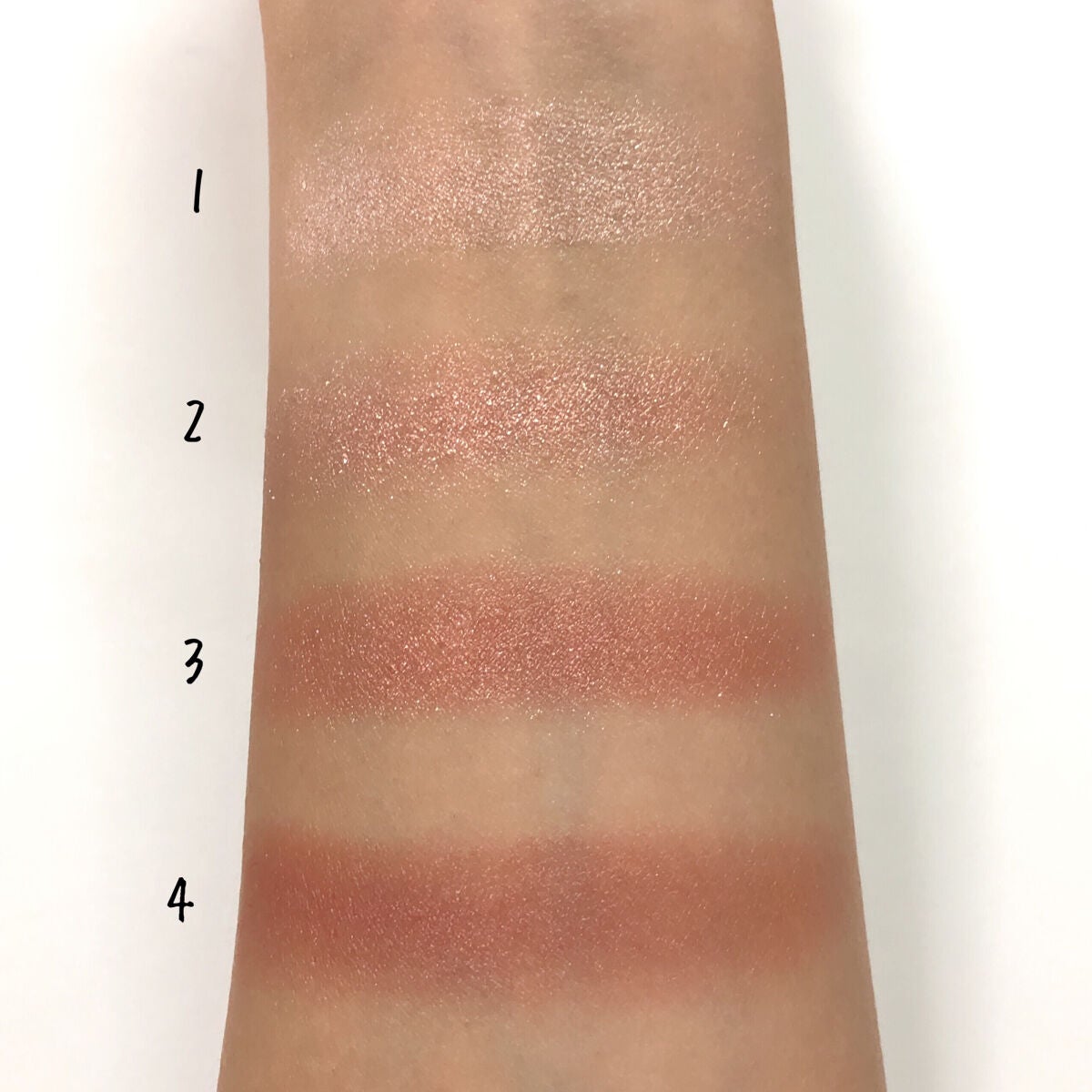 シルキースフレアイズ/キャンメイク/アイシャドウパレットを使ったクチコミ(3枚目)