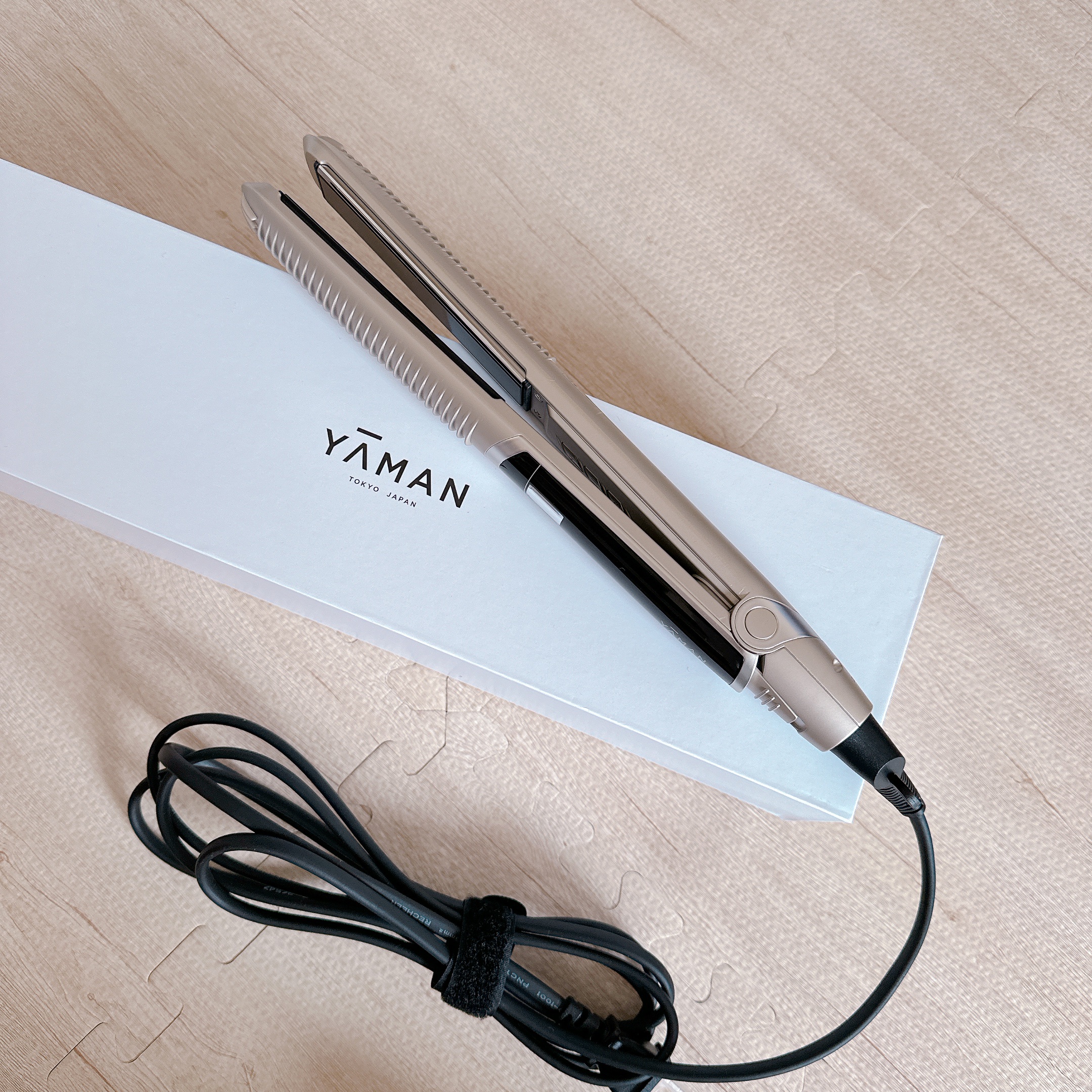 スムースアイロンフォトイオン 通常色/YA-MAN TOKYO JAPAN/ストレートアイロンを使ったクチコミ（2枚目）