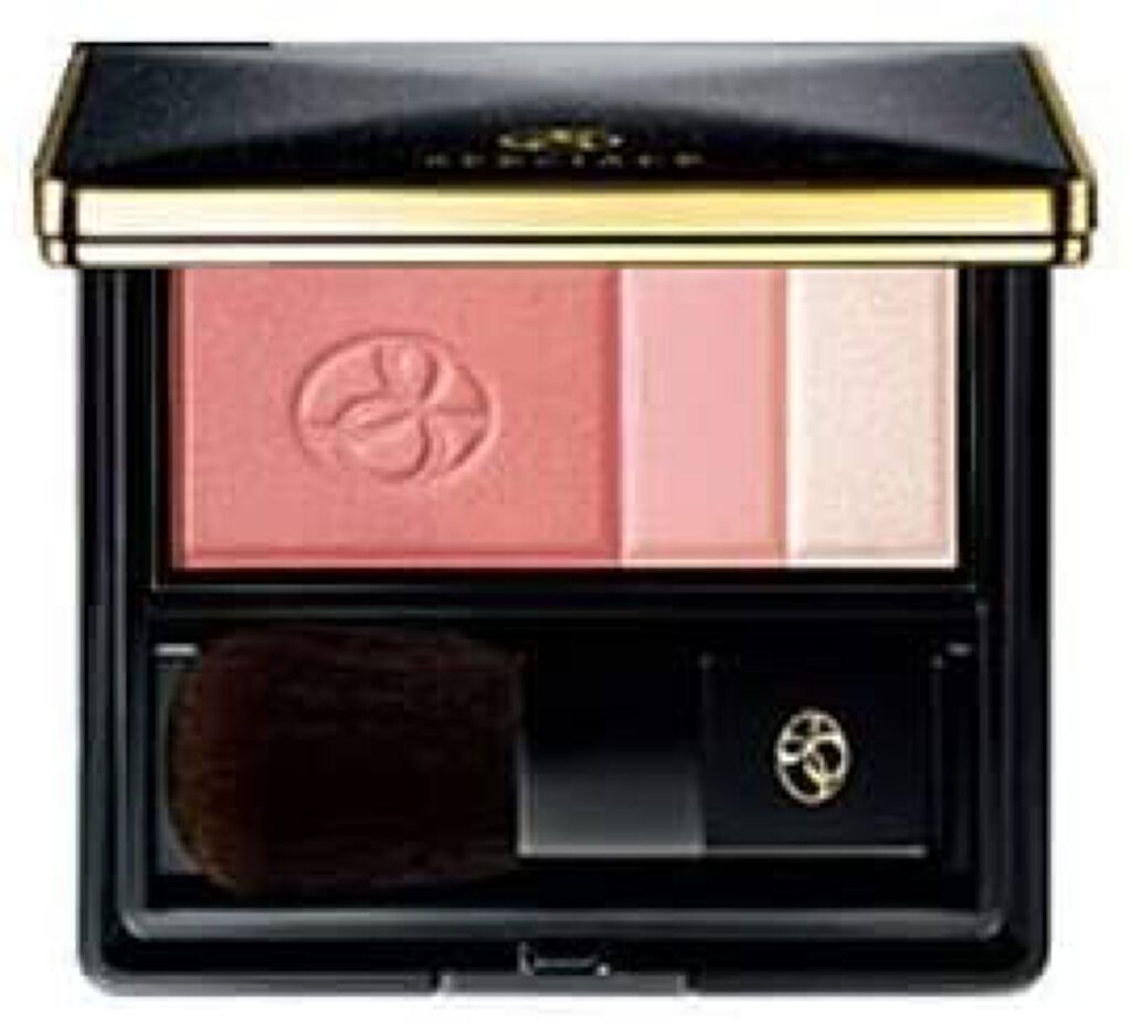 ノエビア　スペチアーレ　チークカラー ノエビア チーク 試してみたノエビア スペチアーレ チークの人気色