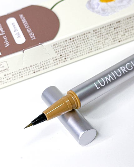 ベルベットアイブロウ/LUMIURGLAS/リキッドアイブロウを使ったクチコミ(4枚目)