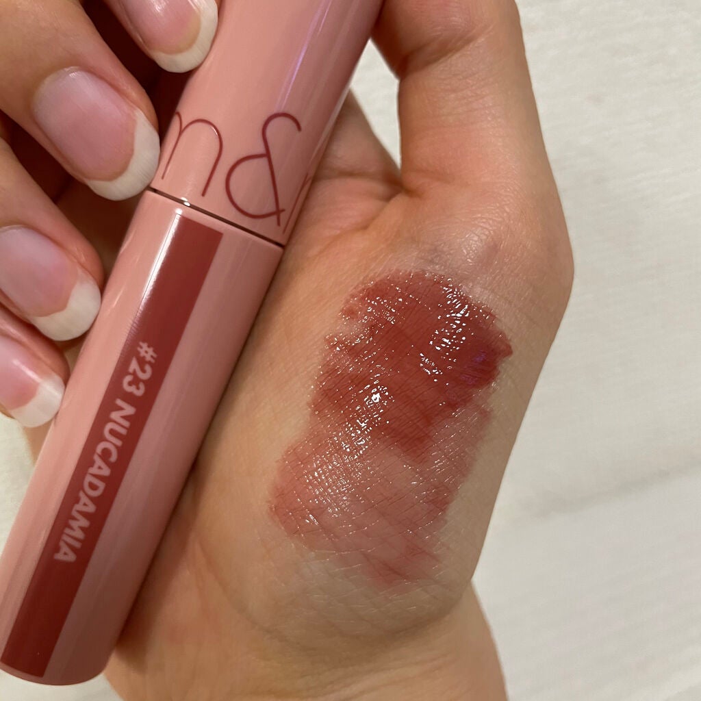 ジューシーラスティングティント/rom&nd/リップティントを使ったクチコミ(2枚目)