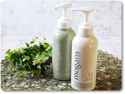 MOGANS ノンシリコン アミノ酸シャンプー/コンディショナー (モイスト&フォレスト)のクチコミ「天然植物由来成分96%以上配合の
自然派ノンシリコン・アミノ酸シャンプー/コンディショナー
.....」(2枚目)