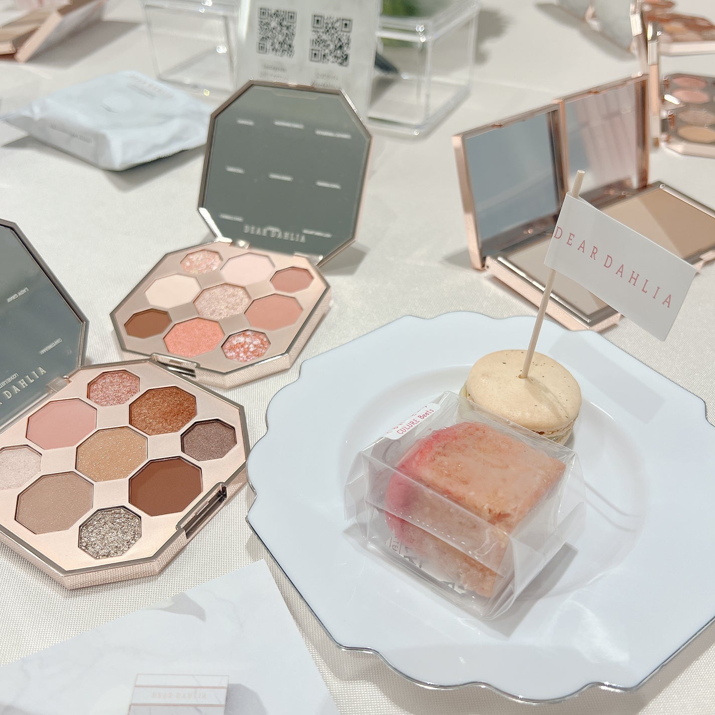 ドリームベルベットアイシャドウパレット/DEAR DAHLIA/アイシャドウパレットを使ったクチコミ(8枚目)