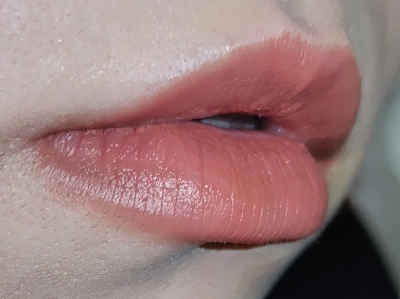 ダズルシャドウ リキッド フラッシュ アンド ダッシュ（火）限定デザイン/M・A・C/リキッドアイシャドウを使ったクチコミ（2枚目）