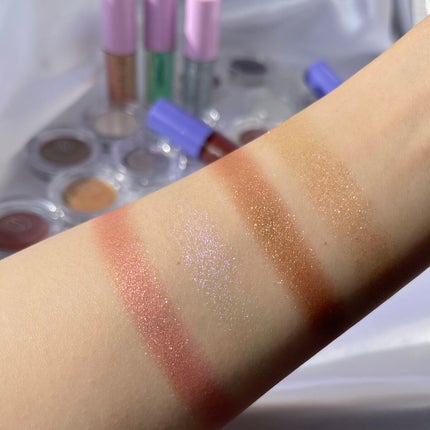 マルチグリッターカラー/ENBAN TOKYO/単色アイシャドウを使ったクチコミ(4枚目)