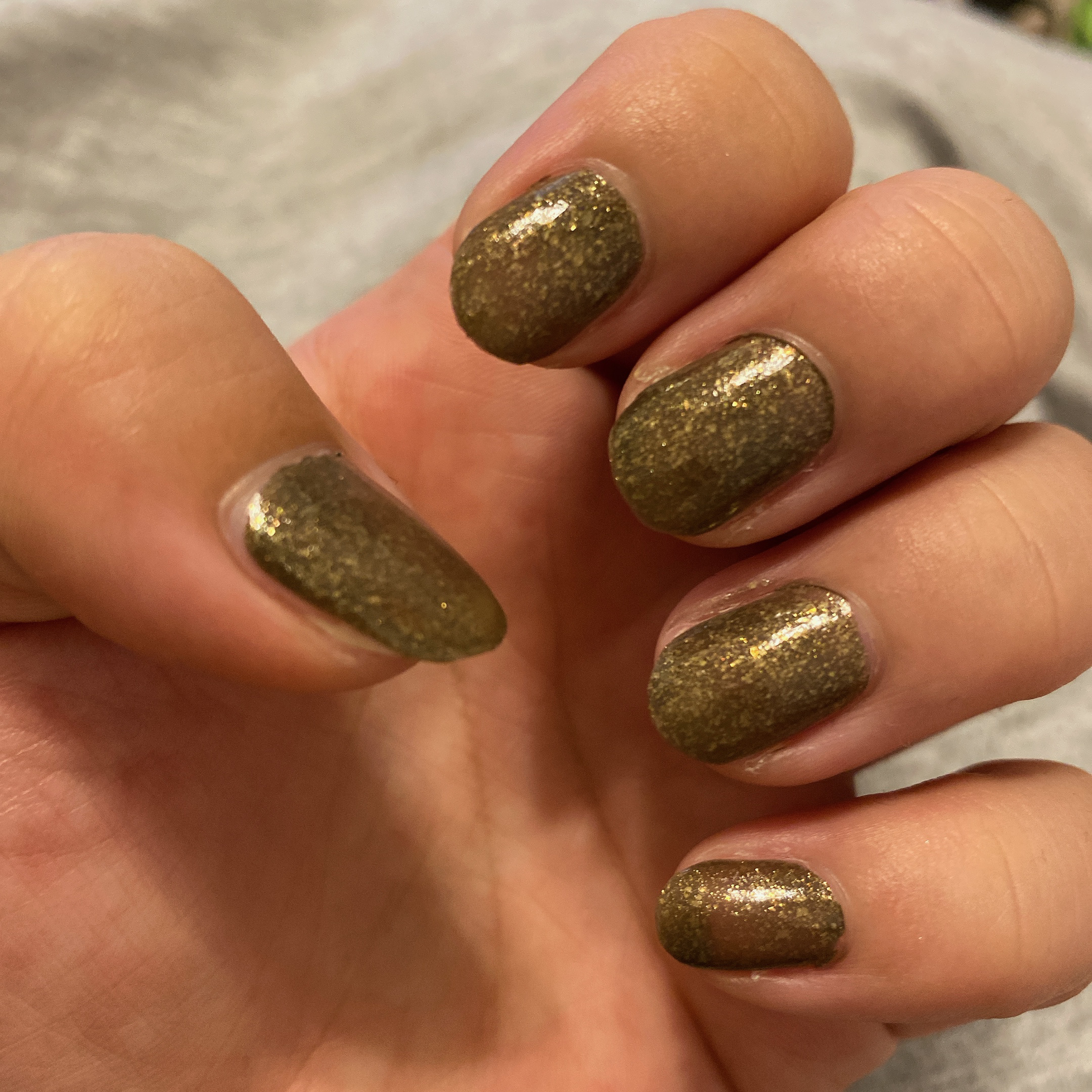 カラフルネイルズ N88 ゴールドオーア/キャンメイク/マニキュアを使ったクチコミ（2枚目）