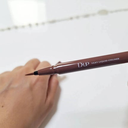 シルキーリキッドアイライナーWP/D-UP/リキッドアイライナーを使ったクチコミ(3枚目)