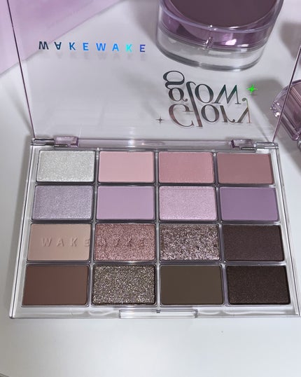 ソフトブラーリングアイパレット/wakemake/アイシャドウパレットを使ったクチコミ(4枚目)