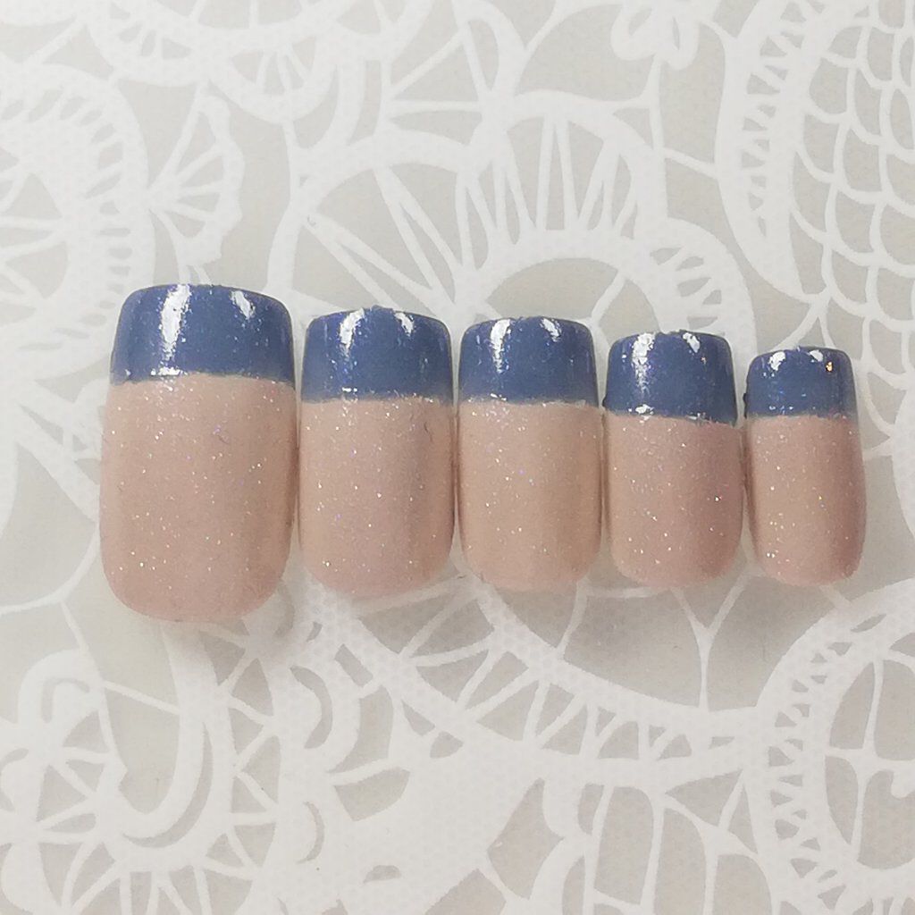 #モダンネイル ✨

この前購入した#excel の#ハネムーン と#ソルティレイク を使ってカッコいいモダンなネイルしてみたよ👍
前回作ったネイルの色を逆にしたバージョンだけど、印象全然違うよね🥰

こっちにするとハネムーンの偏光ラメ