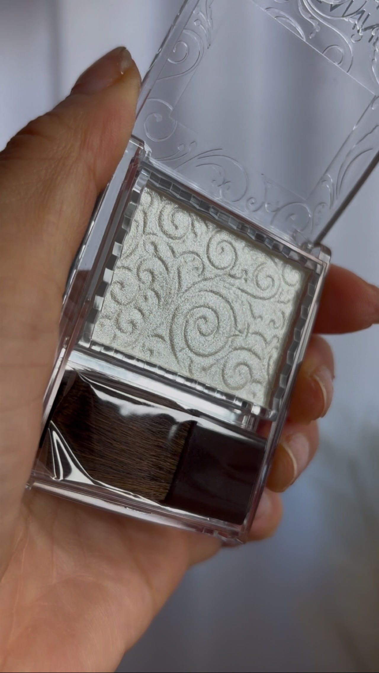 パールグロウハイライト 03 オーロラミント/CEZANNE/パウダーハイライトを使ったクチコミ（3枚目）