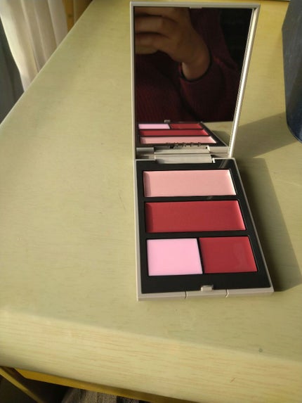 グローフリーダムパレットライジング/THREE/クリームハイライトを使ったクチコミ(1枚目)