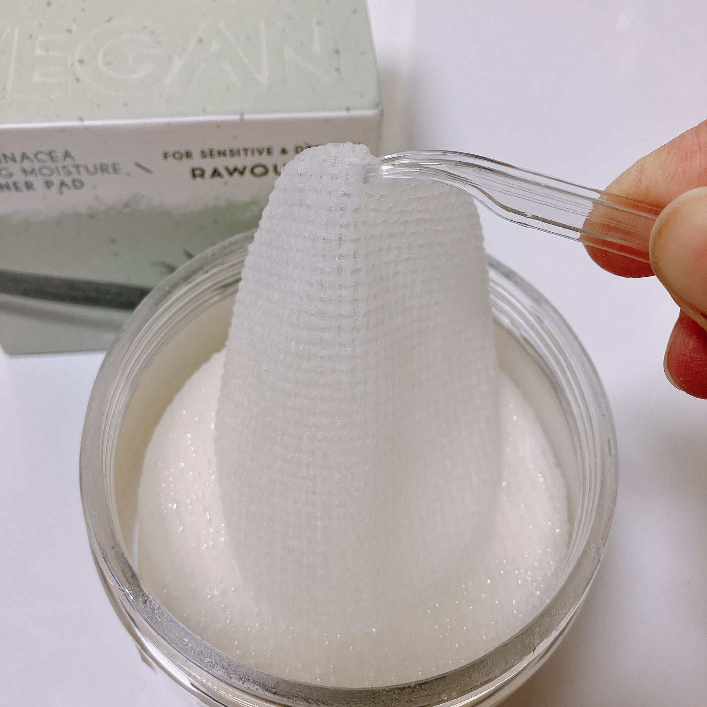 saaa on LIPS 「基本を忠実かつ完璧にケアするブランド「Rawquest」Raw..」(4枚目)