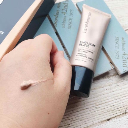 CR ティンテッド ジェル クリーム b/bareMinerals/クリーム・エマルジョンファンデーションを使ったクチコミ(2枚目)