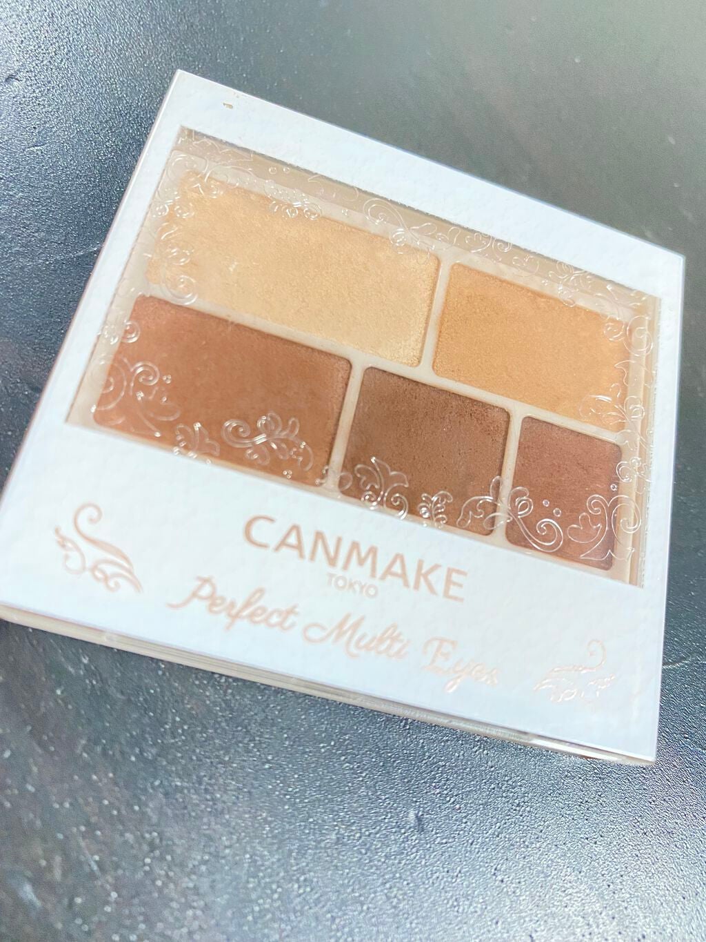 パーフェクトマルチアイズ/キャンメイク/アイシャドウパレットを使ったクチコミ(2枚目)