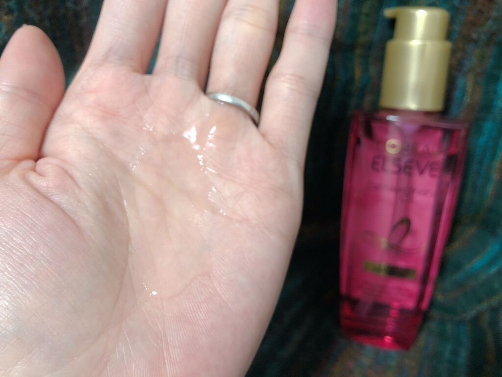 エクストラオーディナリー オイル エクラアンペリアル 艶髪オイル/ロレアル パリ/ヘアオイルを使ったクチコミ(4枚目)