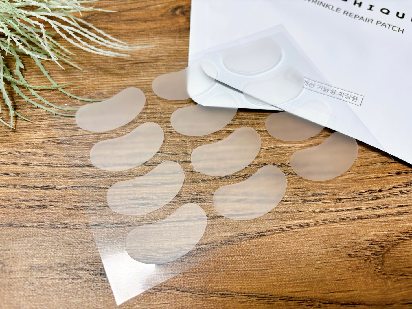 リンクルリペアしわパッチ/MARSHIQUE/その他スキンケアを使ったクチコミ(3枚目)