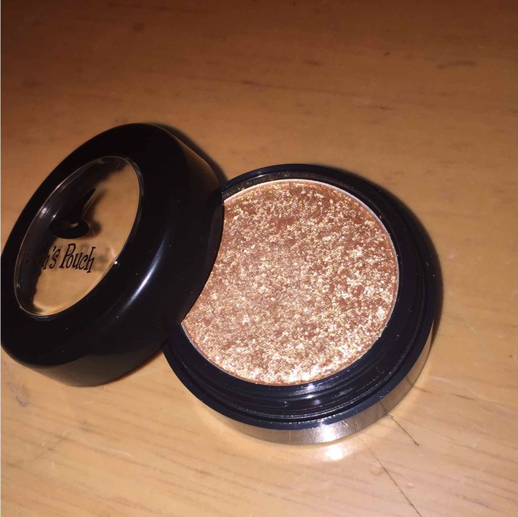 セルフィーフィックスピグメント/Witch's Pouch/単色アイシャドウを使ったクチコミ（2枚目）