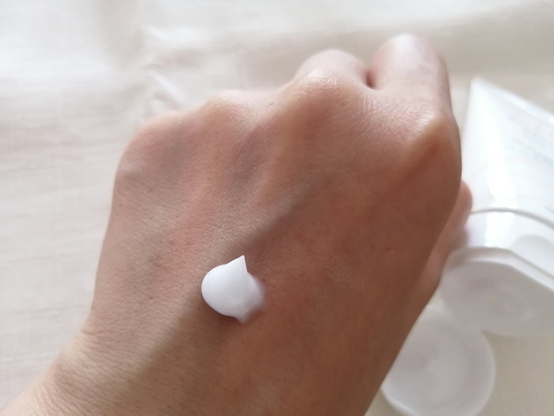 薬用ハンドクリーム/アベンヌ/ハンドクリームを使ったクチコミ（2枚目）