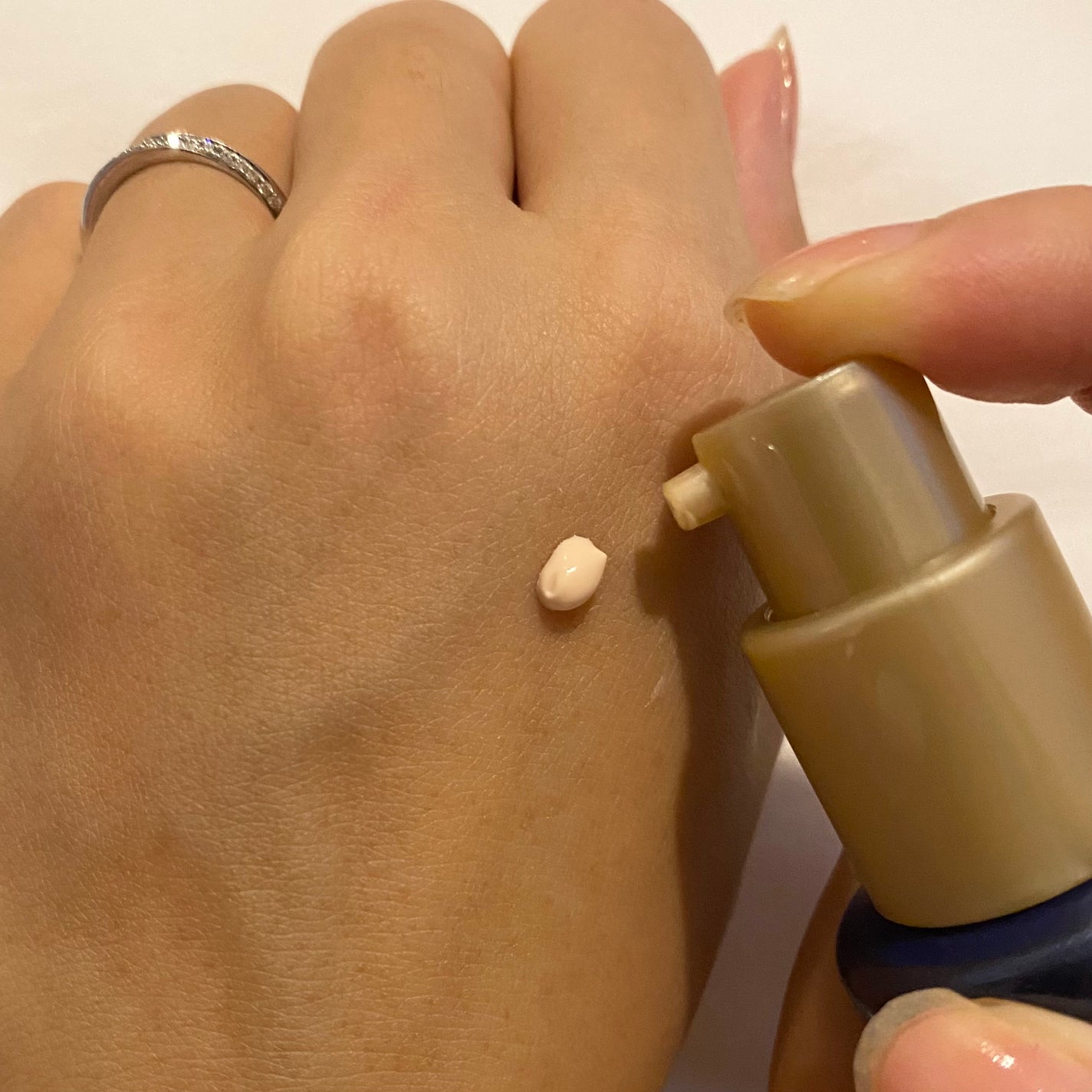 ブラックスネイルグルタチオントーンアップサン/Dr.G/日焼け止めクリームを使ったクチコミ(3枚目)