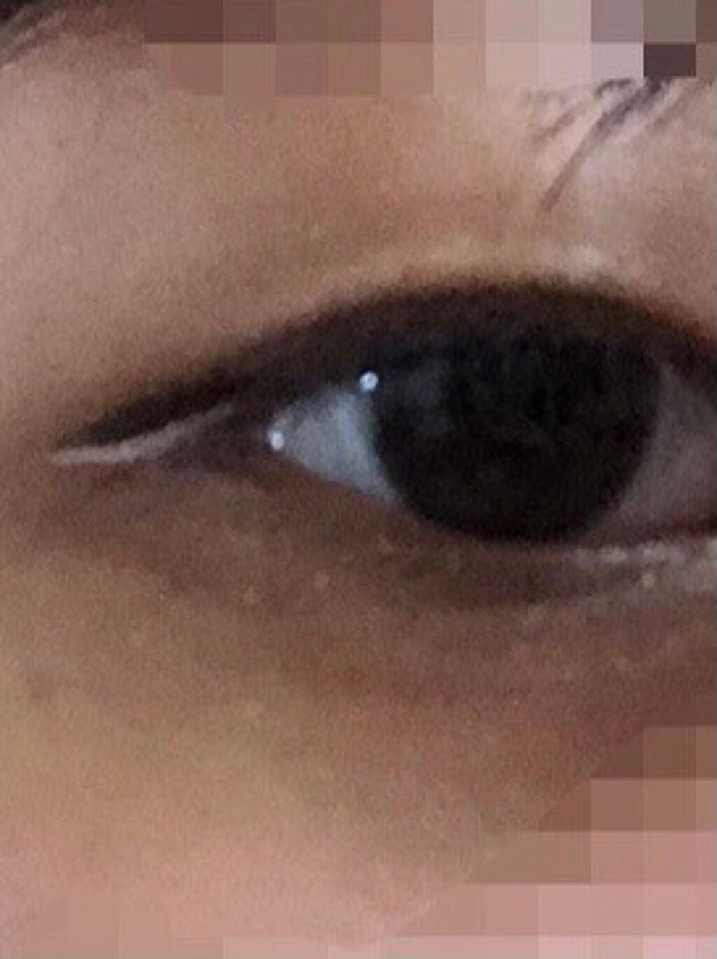 あかね(ᯅ̈ ) on LIPS 「uzuの白アイライナーです!!!!!白ってやっぱりブラック、ブ..」(4枚目)