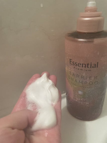 エッセンシャルプレミアム バリアシャンプー・コンディショナー シルキー&スムース/エッセンシャル/市販シャンプーを使ったクチコミ(4枚目)