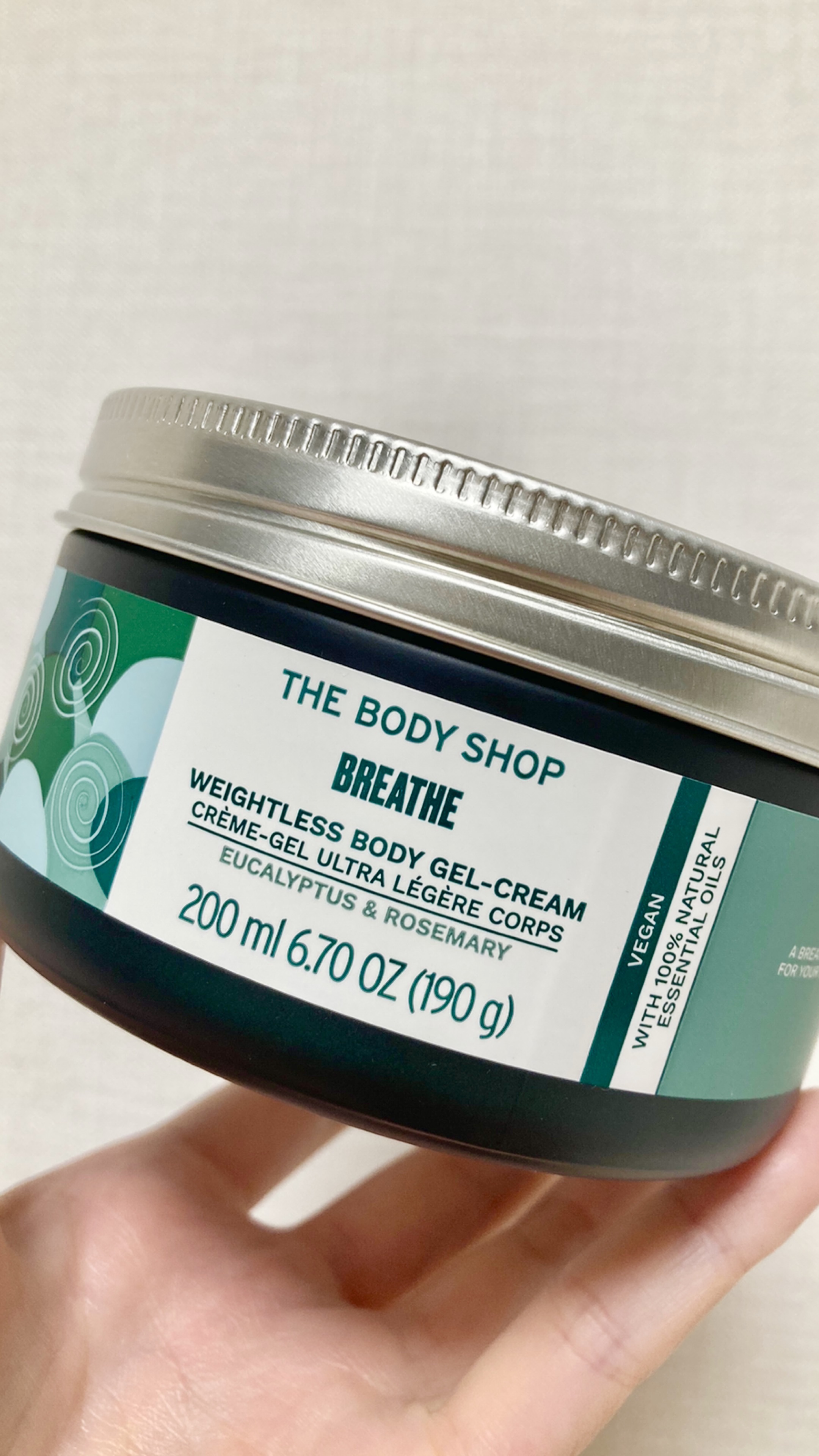 THE BODY SHOP ウェルネス ボディジェルクリーム ユーカリ& ローズマリーのクチコミ「 THE BODY SHOP

ウェルネス ボディジェルクリーム 

ユーカリ& ローズマリー.....」（1枚目）