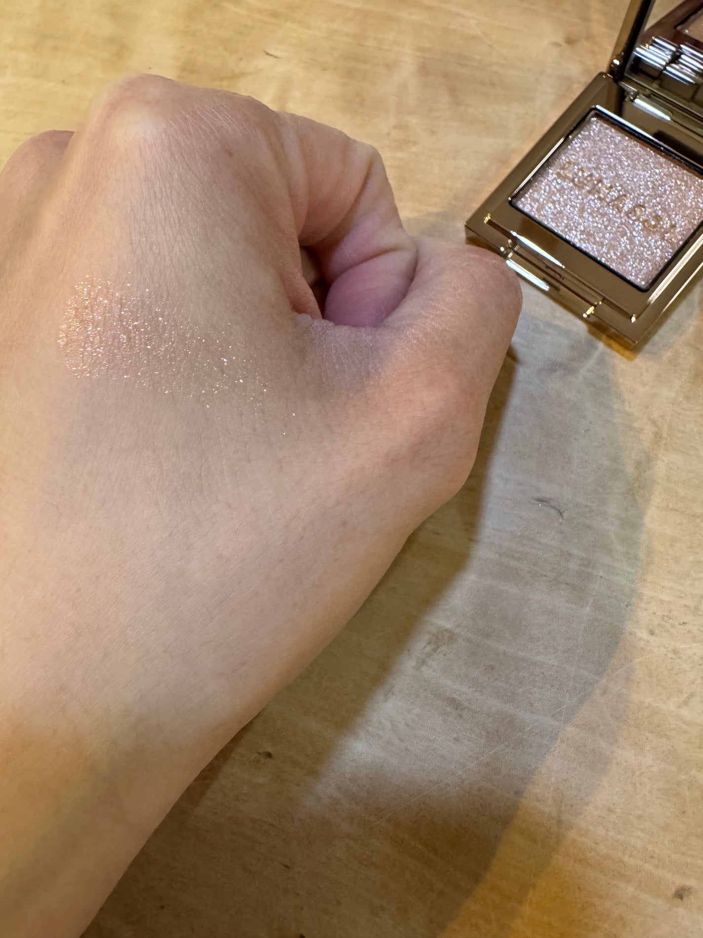 ルナソル モノアイカラーレーション/LUNASOL/単色アイシャドウを使ったクチコミ(2枚目)