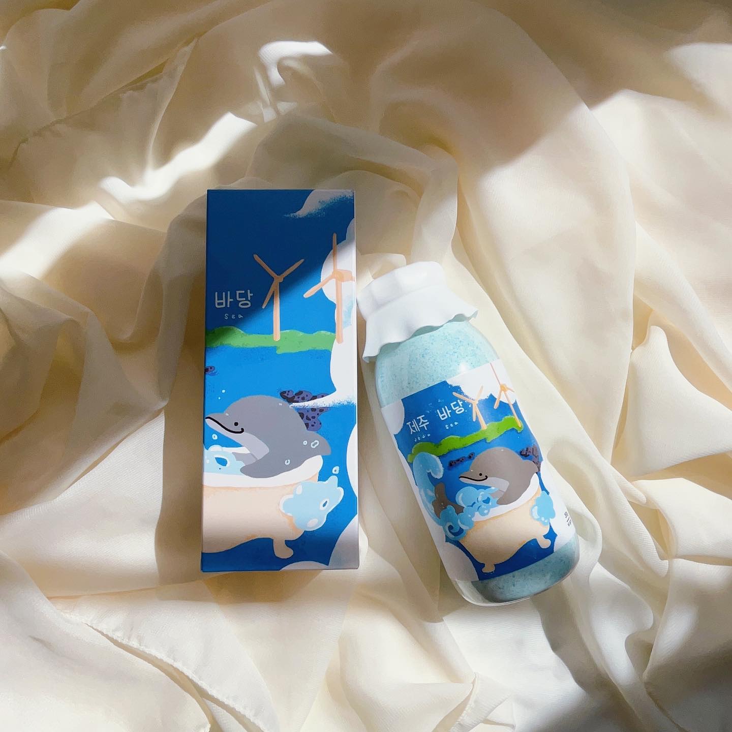 JEJUサマーチェジュシーバスパウダー/ウ・カンパニー/無機塩系入浴剤を使ったクチコミ（2枚目）