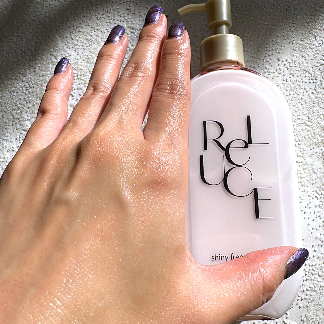 リルーチェ スキンミルクローション シャイニーフリージア/コスメテックスローランド/ボディローションを使ったクチコミ(5枚目)