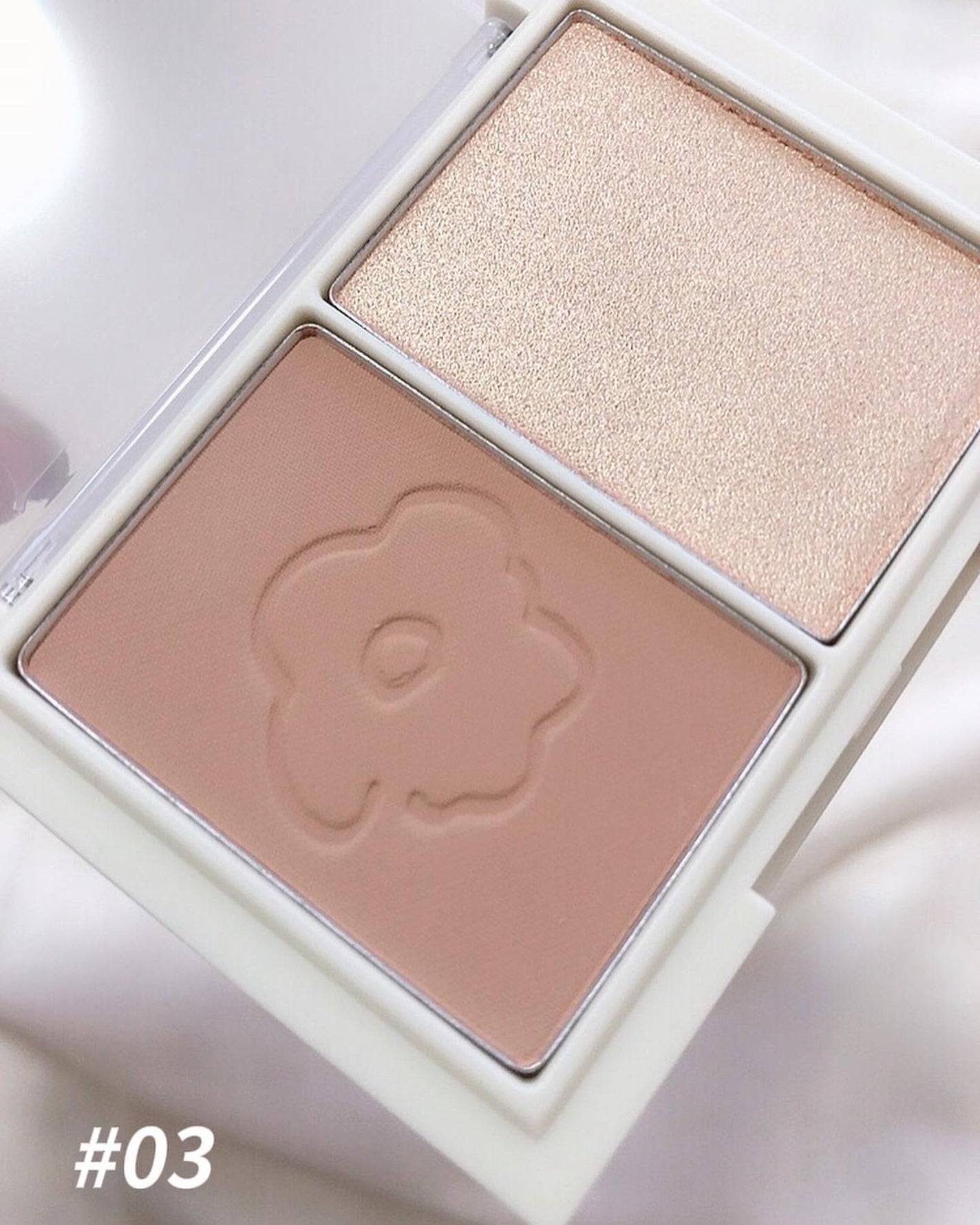 フロリッドレイヤーブラッシャー/HAKIT/パウダーチークを使ったクチコミ(4枚目)