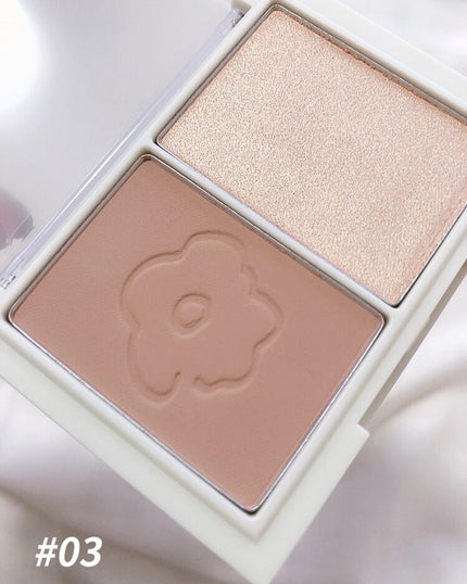 フロリッドレイヤーブラッシャー/HAKIT/パウダーチークを使ったクチコミ(4枚目)