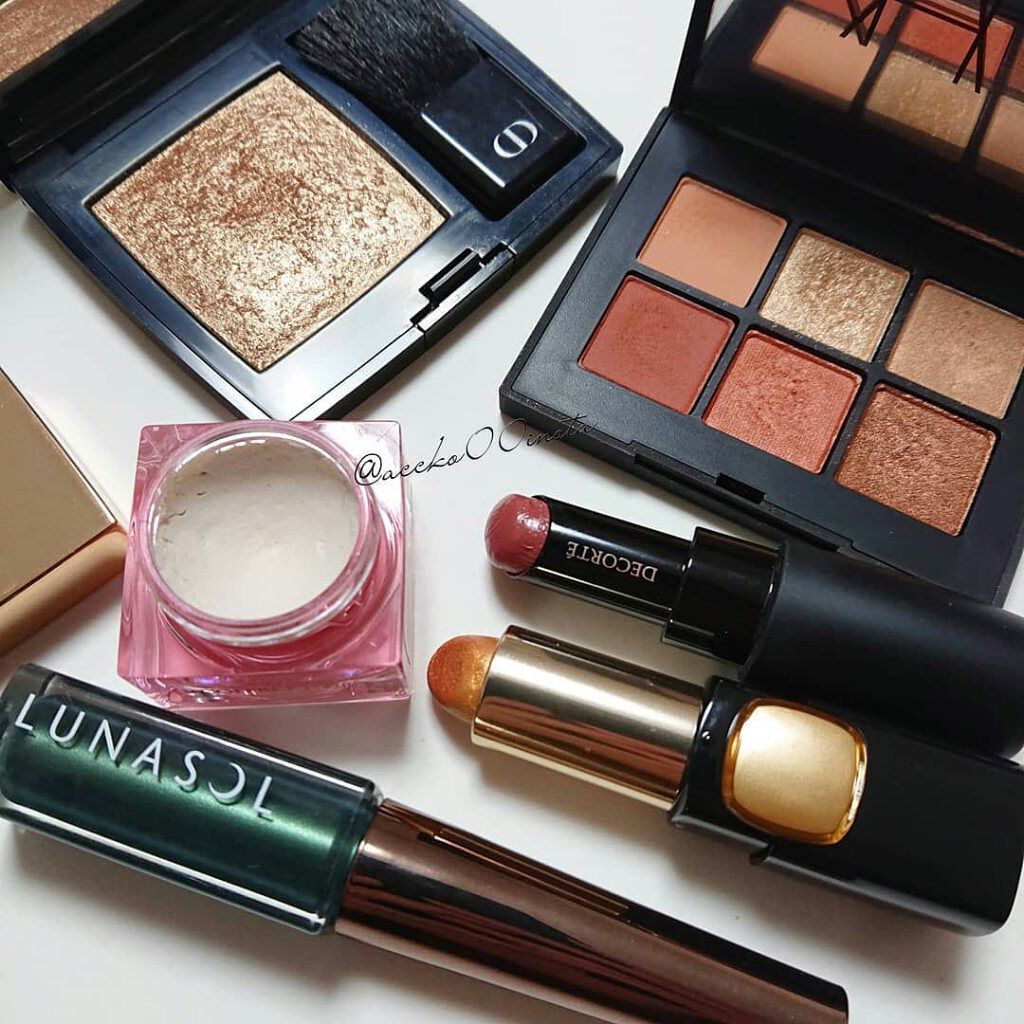 メタリックライナー EX04 Viridian Green/LUNASOL/リキッドアイライナーを使ったクチコミ（1枚目）