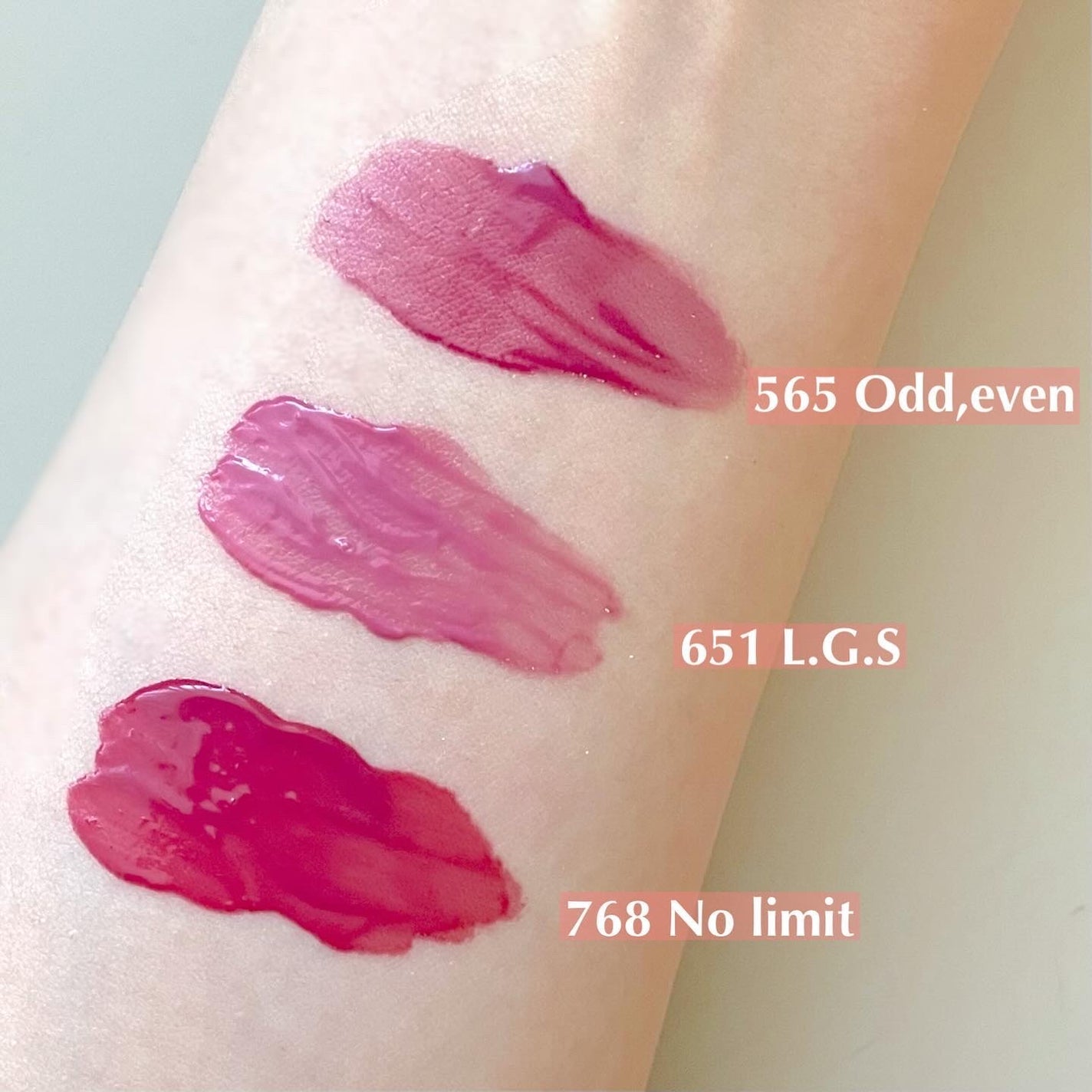 アンシーン ミラーティント/Oddtype/リップティントを使ったクチコミ(5枚目)