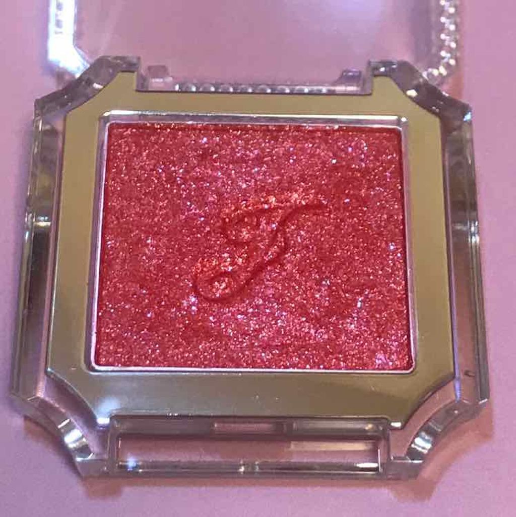 アイコニックルック アイシャドウ/JILL STUART/単色アイシャドウを使ったクチコミ（2枚目）