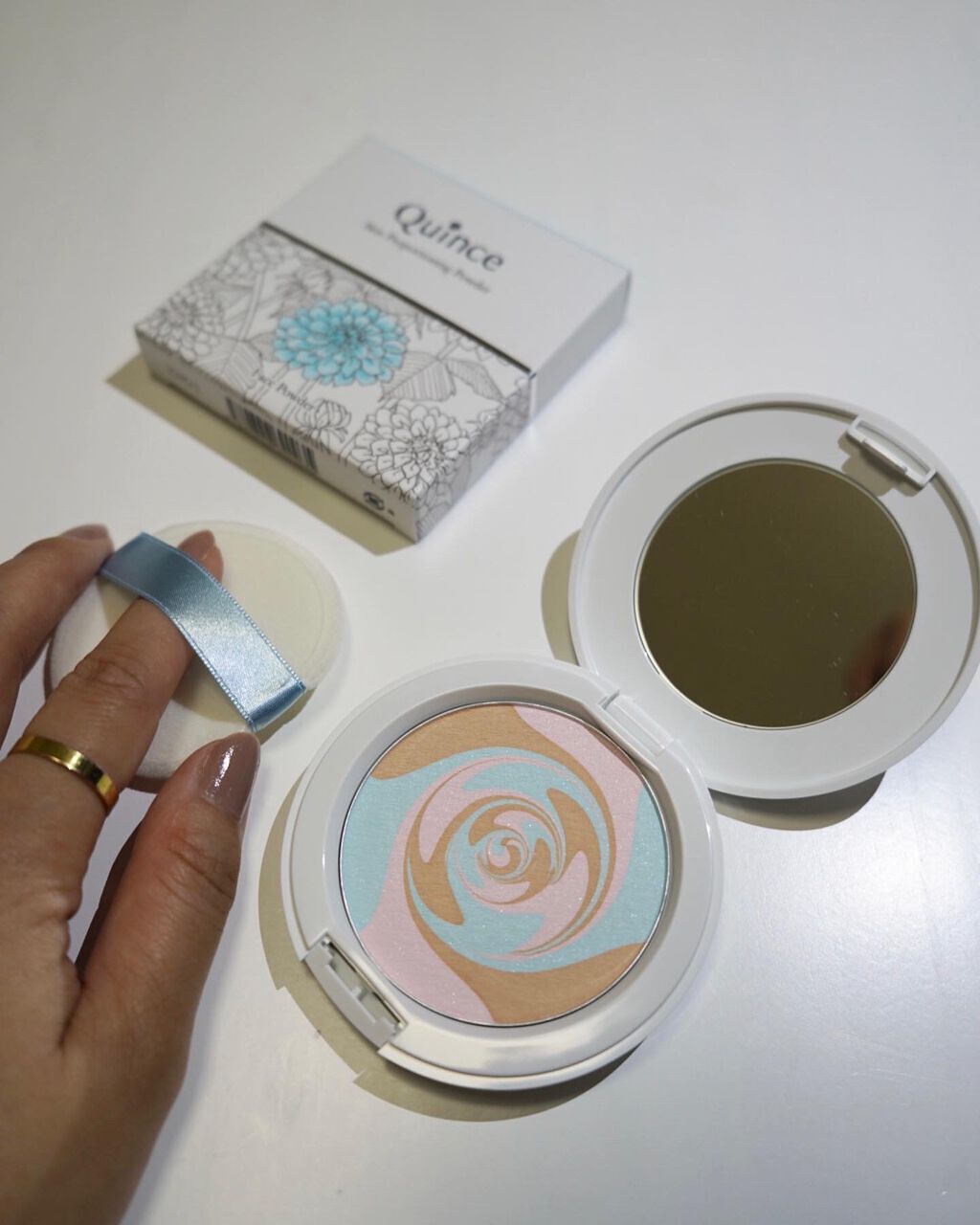 スキンプロポーショニングパウダー/Quince/プレストパウダーを使ったクチコミ(1枚目)