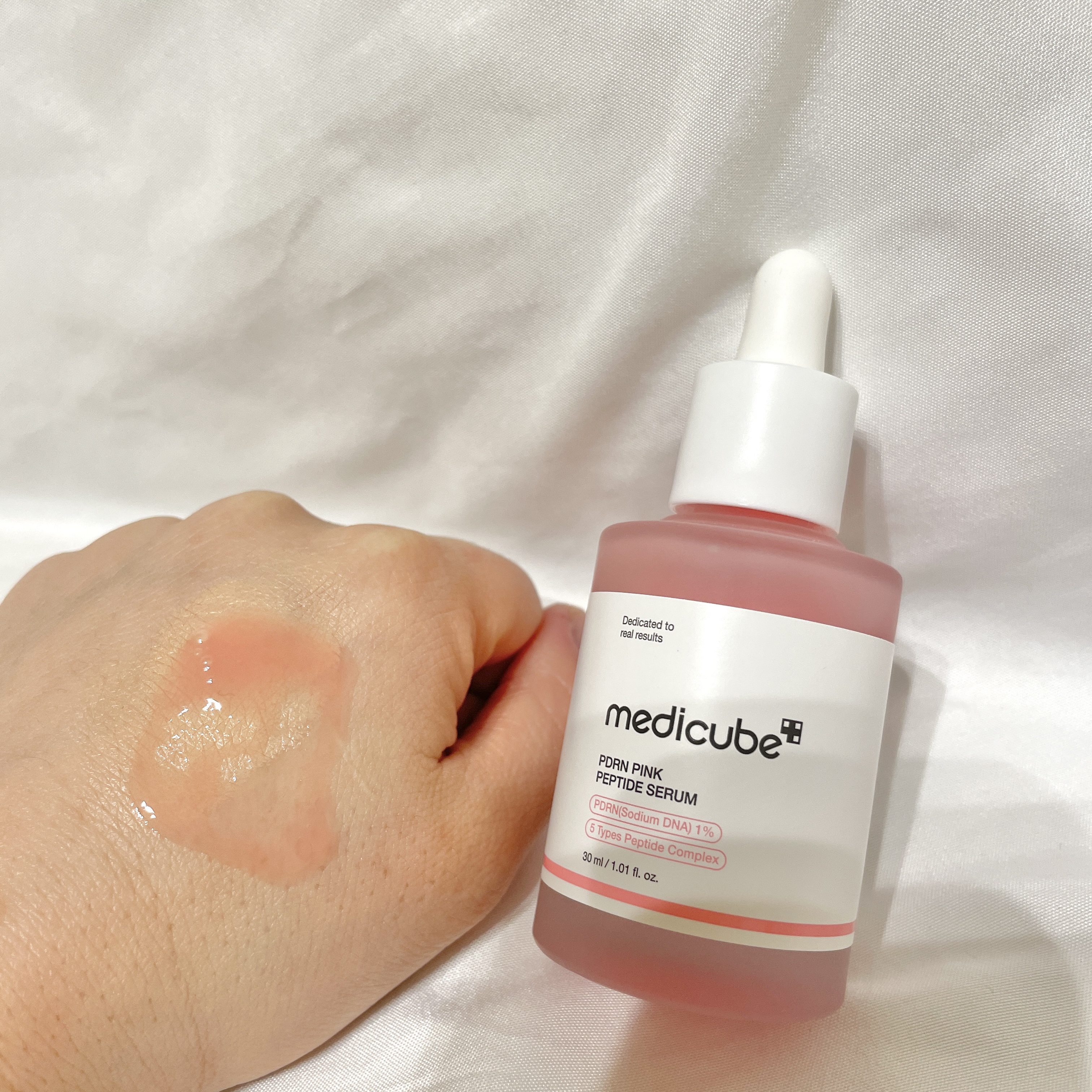 PDRNピンクアンプル PDRN 10,000ppm配合/MEDICUBE/美容液を使ったクチコミ（3枚目）