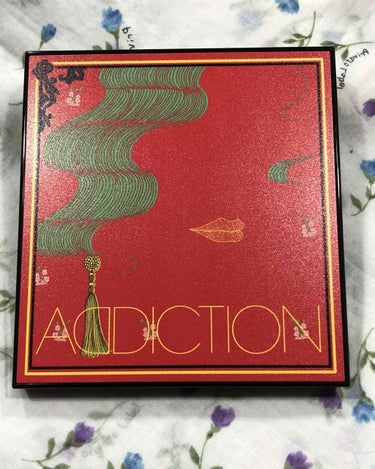 コンパクト アディクション シノワズリ/ADDICTION/アイシャドウパレットを使ったクチコミ（2枚目）