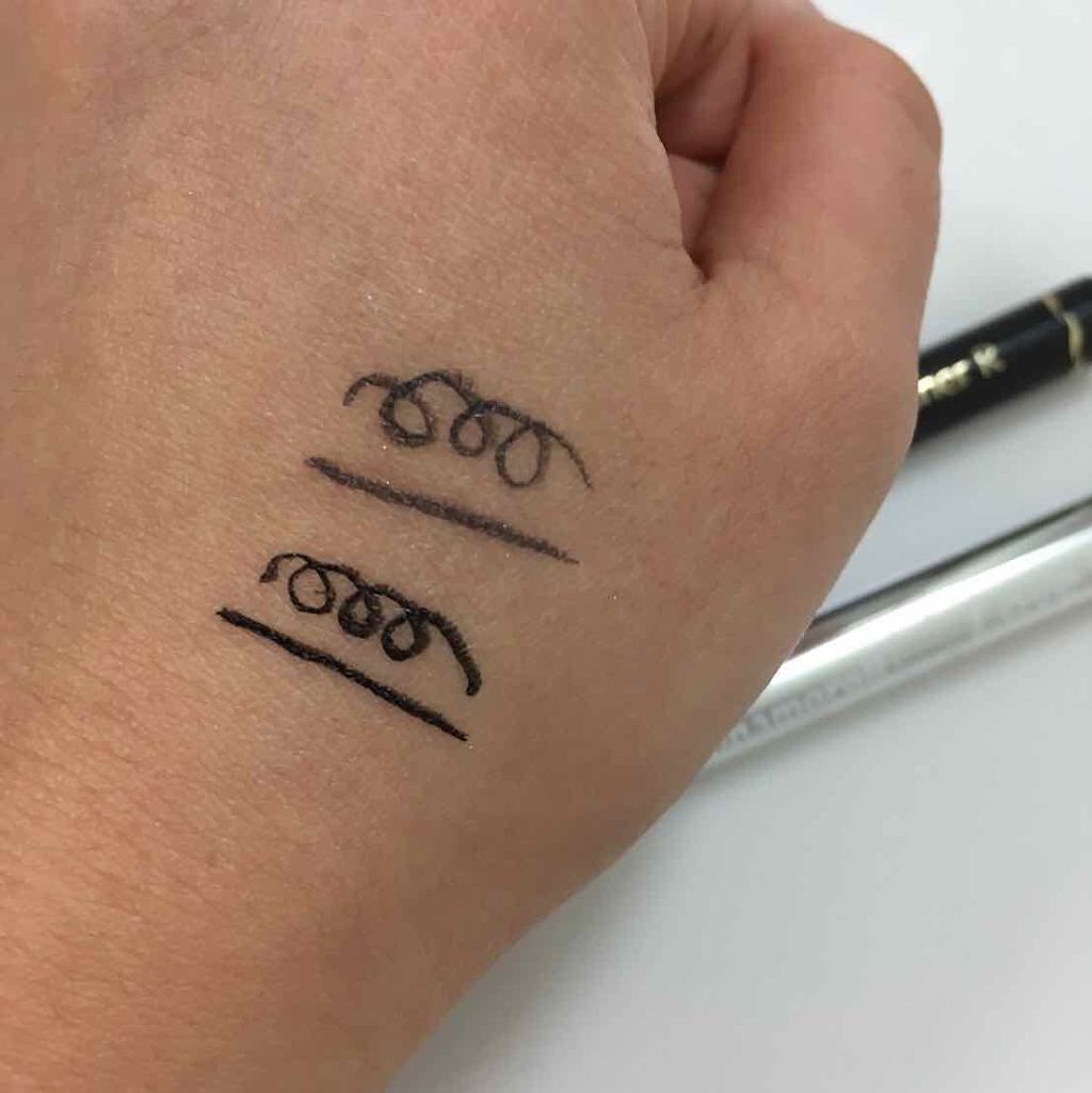 ラブ・ライナー リキッドアイライナーＲ３ ブラック/ラブ・ライナー/リキッドアイライナーを使ったクチコミ（2枚目）