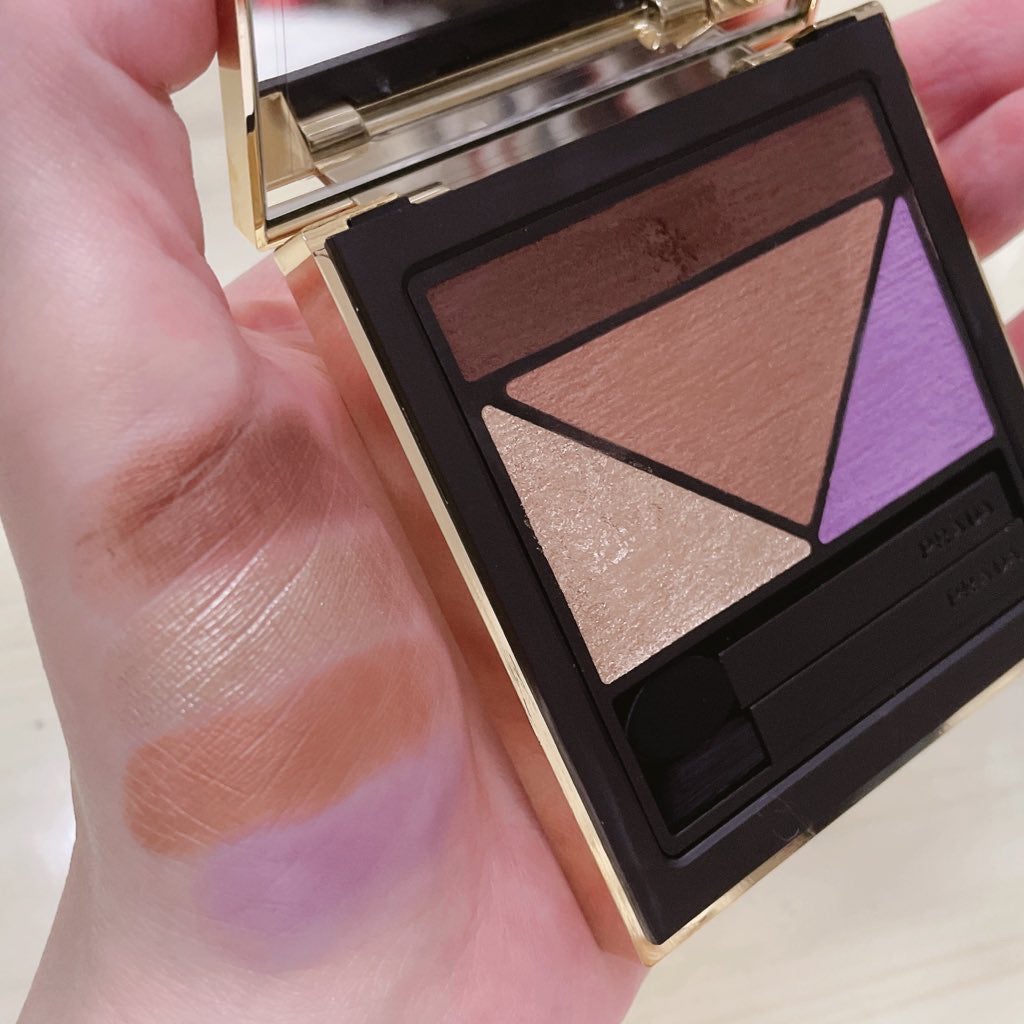 ダイメンションズ マルチエフェクト アイシャドウ/PRADA BEAUTY/アイシャドウパレットを使ったクチコミ(3枚目)