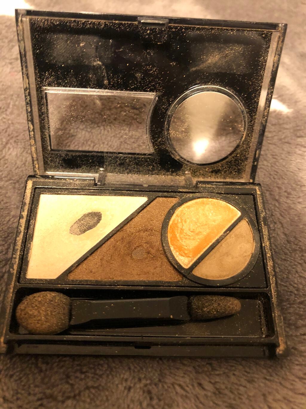 スモーキーラウンドアイズ/KATE/アイシャドウパレットを使ったクチコミ(2枚目)