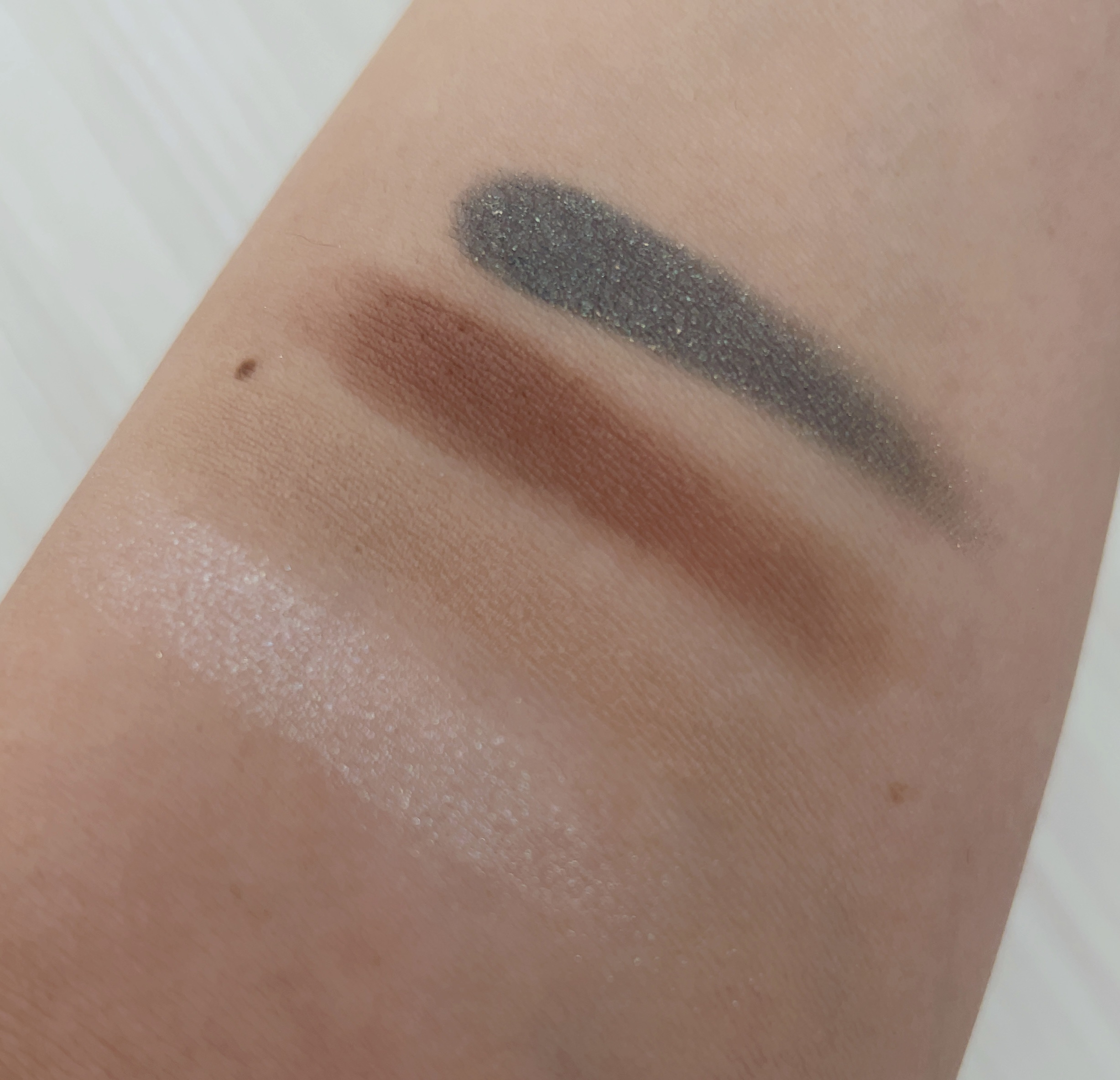 シグニチャー カラー アイズ/SUQQU/アイシャドウパレットを使ったクチコミ（3枚目）