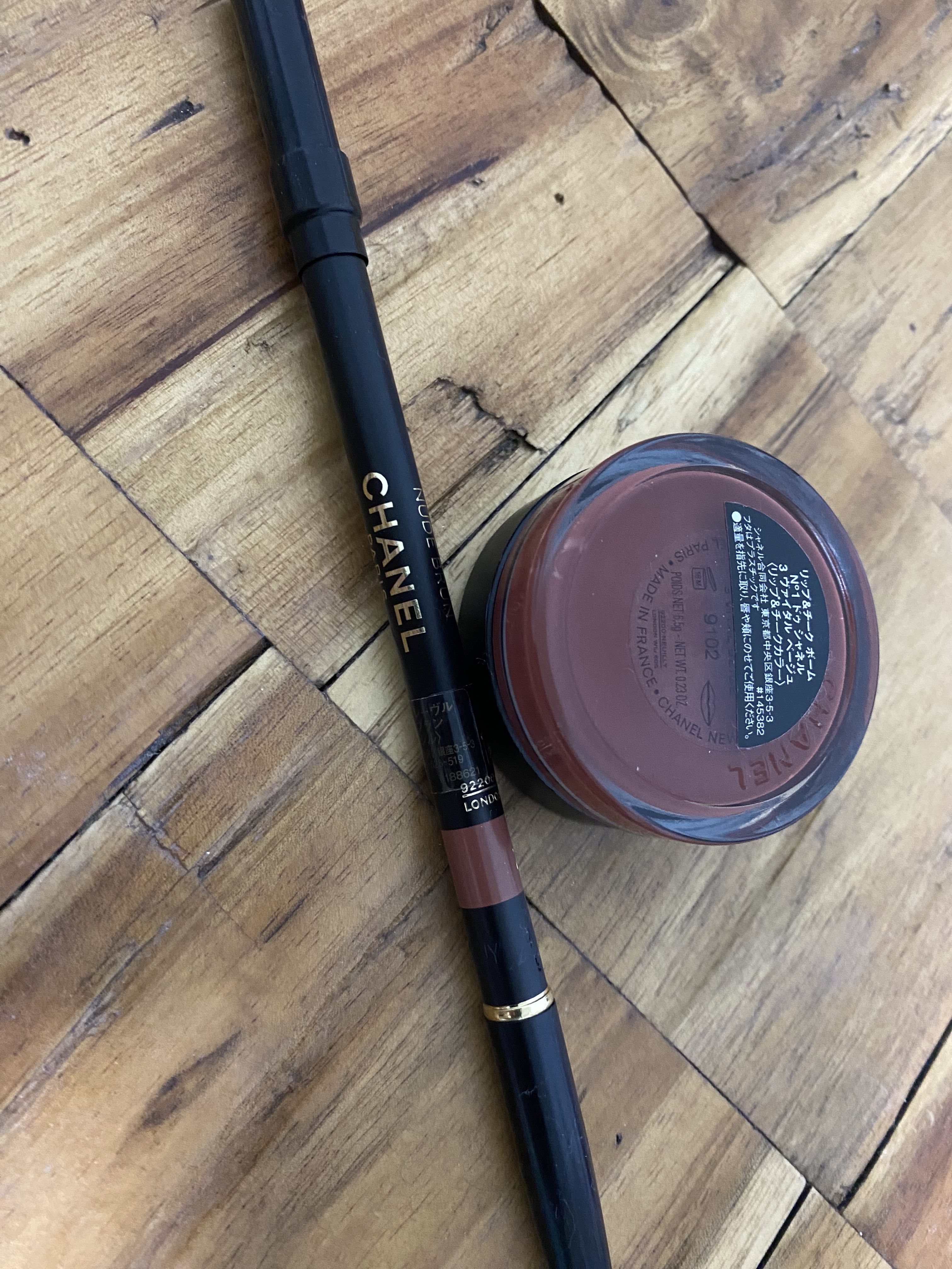 ル クレイヨン レーヴル 162 ヌード ブラン/CHANEL/リップライナーを使ったクチコミ（1枚目）