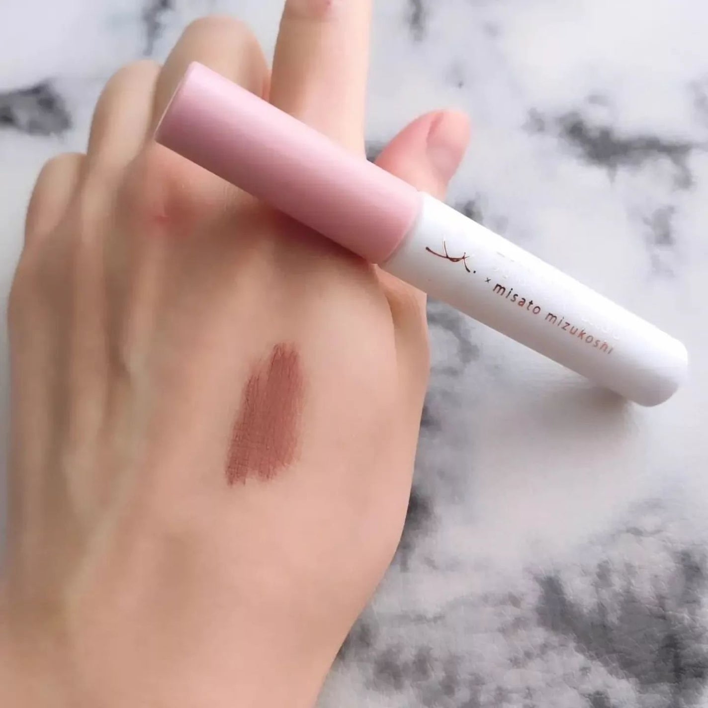 ラブ・ライナー シグネチャーフィットマスカラ MMC2<アイブロウ>/ラブ・ライナー/眉マスカラを使ったクチコミ(4枚目)