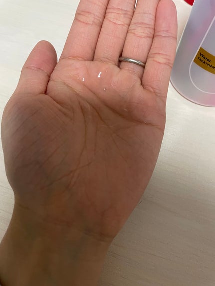 エッセンシャル プレミアム ウォータートリートメント EXスムース/エッセンシャル/アウトバストリートメントを使ったクチコミ(4枚目)