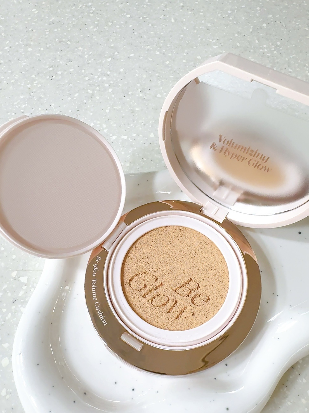 エスポア ビーグロー ボリュームクッション 23 ベージュ/espoir/クッションファンデーションを使ったクチコミ（2枚目）